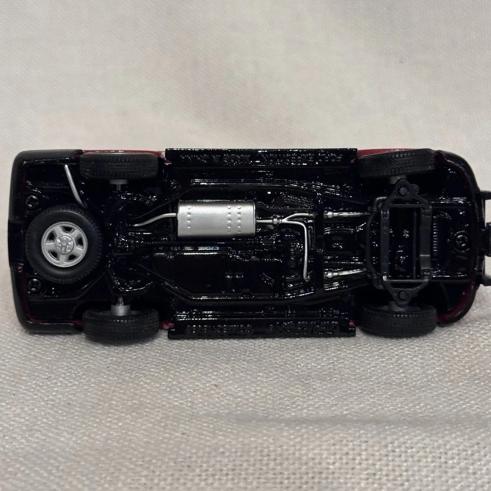 Chicago Fire Department Diecast CFD Battalion 1 Ford Expedition Gearbox